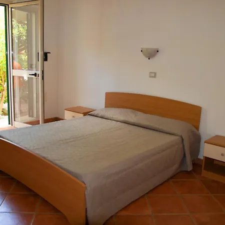 A Zambrone Mare Apartment *